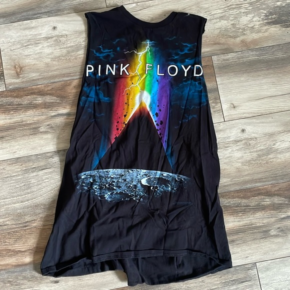 Tops - ⭐️Pink Floyd muscle tank